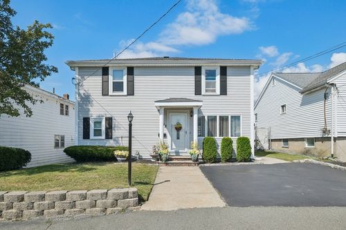 48 Newman St, Revere, MA, 02151-5620 | Card Image