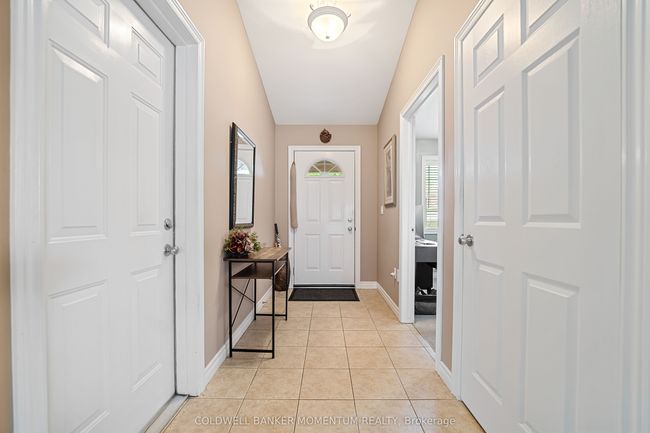 19 Portal Dr, House attached with 3 bedrooms, 3 bathrooms and 1 parking in Port Colborne ON | Image 4
