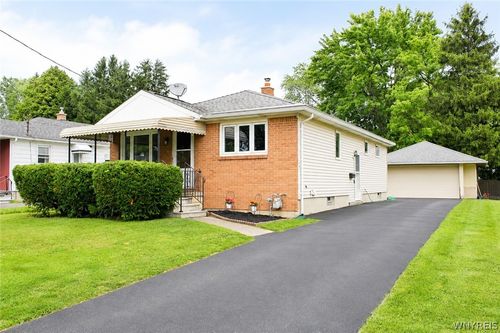 73 Banner Ave, Lancaster, NY, 14086-1930 | Card Image