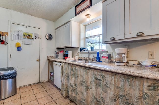 681 Lakeview Dr, House other with 3 bedrooms, 1 bathrooms and null parking in Palmer TX | Image 5