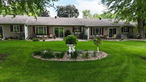 1019 Pershing Blvd, Worthington, MN, 56187-1269 | Card Image