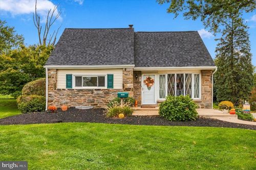 1014 Brook Ave, SECANE, PA, 19018-3614 | Card Image