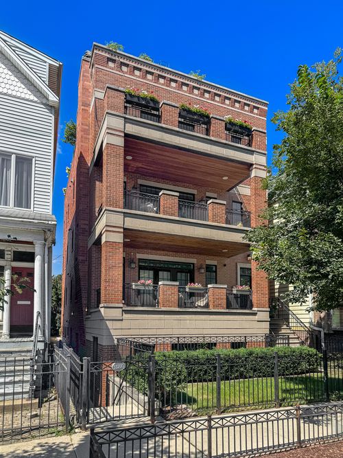 2-3320 N Clifton Ave, Chicago, IL, 60657-6635 | Card Image
