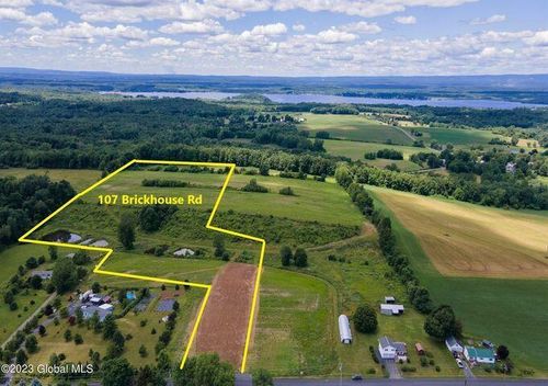 107 Brickhouse Rd, Stillwater, NY, 12170-1714 | Card Image