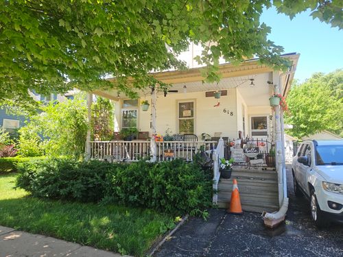 618 Washburn Street, Elgin, IL, 60123 | Card Image