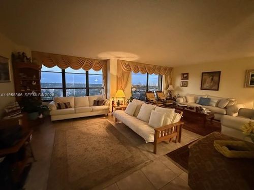 apt-1004-600 Three Islands Blvd, Hallandale Beach, FL, 33009-2846 | Card Image