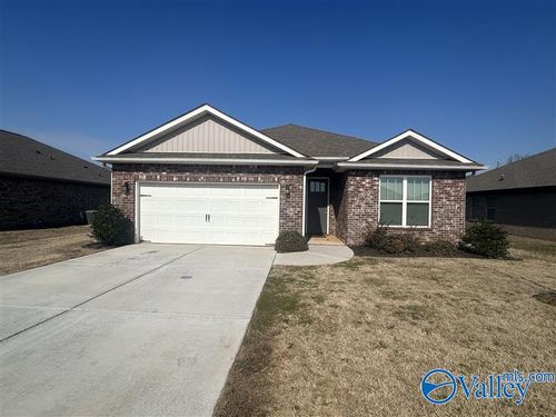 177 Cherry Laurel Dr, Hazel Green, AL, 35750-4201 | Card Image