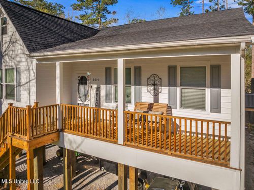 6015 Choctaw Pl, Kiln, MS, 39556-8194 | Card Image