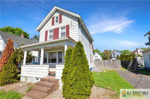 37 Railroad Ave, Helmetta, NJ, 08828-1024 | Card Image
