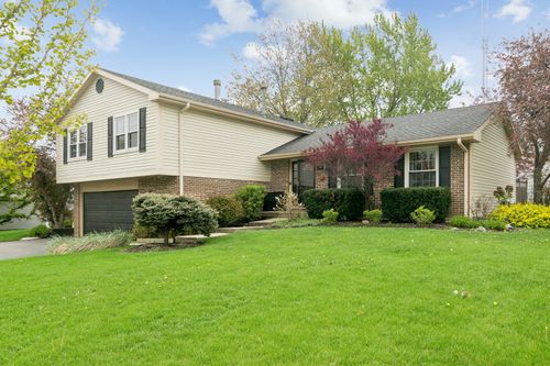 715 Fieldstone Cir, Lake Zurich, IL, 60047-3021 | Card Image