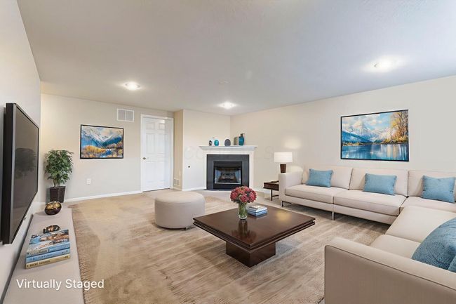 1080 Shady Lake Dr, Condo with 2 bedrooms, 4 bathrooms and null parking in Columbus OH | Image 45