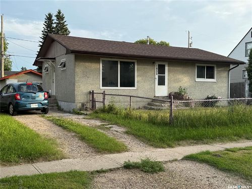 1835 15th St W, Prince Albert, SK, S6V3T8 | Card Image
