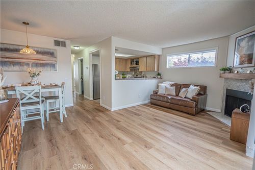 unit-45-18209 Sierra Hwy, Canyon Country, CA, 91351-4398 | Card Image