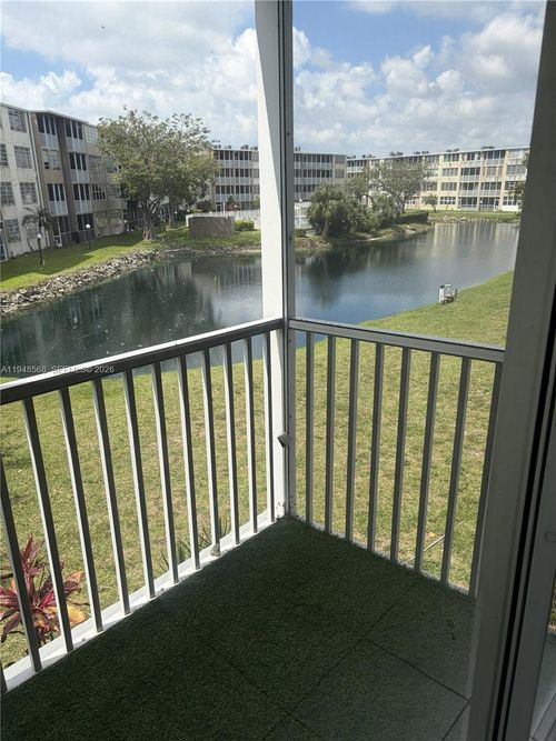 202-1700 Ne 191st St, Miami, FL, 33179-4205 | Card Image