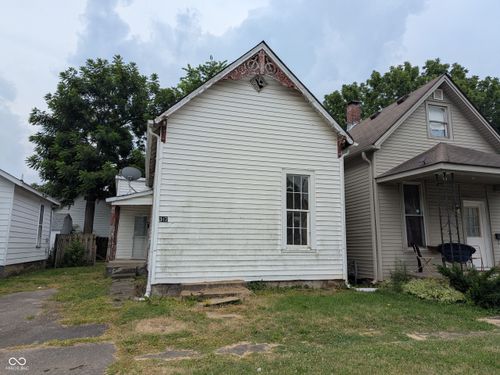 347 E Mechanic St, Shelbyville, IN, 46176-1627 | Card Image