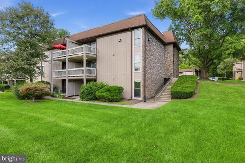 i-5803 Royal Ridge Dr, SPRINGFIELD, VA, 22152-1019 | Card Image