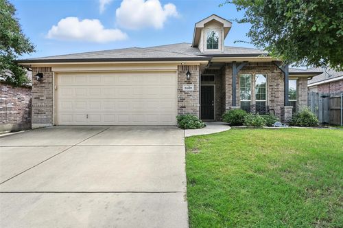 5509 Creek Hill Ln, Fort Worth, TX, 76179-6705 | Card Image