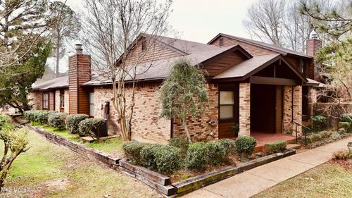 52 Cascades Cir W, Clinton, MS, 39056-3573 | Card Image