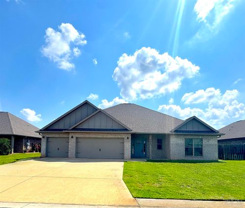 5004 Wheeler Way, Pensacola, FL, 32526-4439 | Card Image