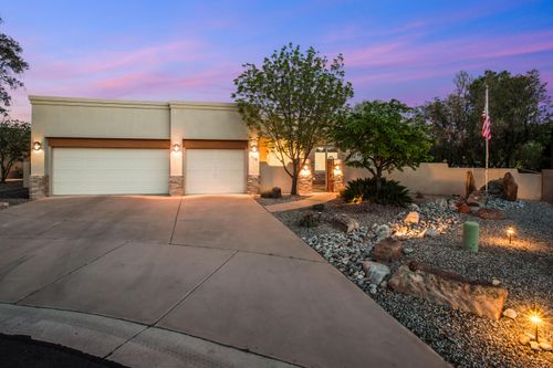 309 Plaza Muchomas, Bernalillo, NM, 87004-6608 | Card Image