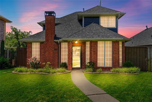 1400 Copper Meadow Dr, Mesquite, TX, 75149-6879 | Card Image