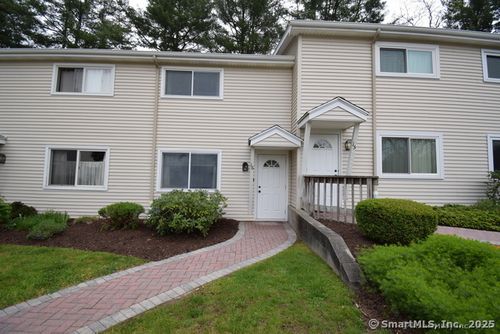 apt-16-74 Washington Rd, Woodbury, CT, 06798-2855 | Card Image