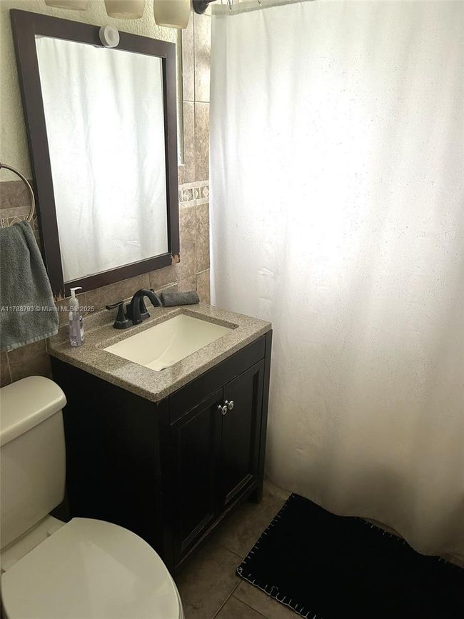 460 Nw 88 Th Ter, House other with 4 bedrooms, 2 bathrooms and null parking in El Portal FL | Image 15