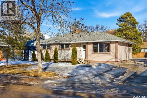 33 Scott St, Regina, SK, S4S4A1 | Card Image