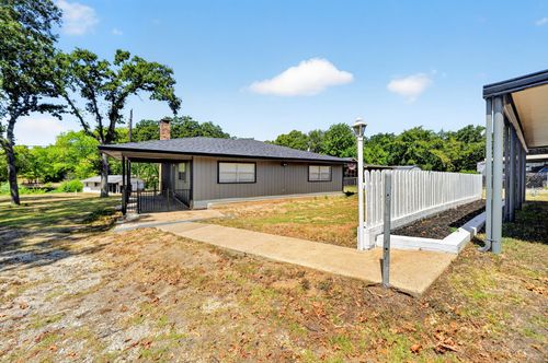9458 Lakeland Loop, Quinlan, TX, 75474-9052 | Card Image