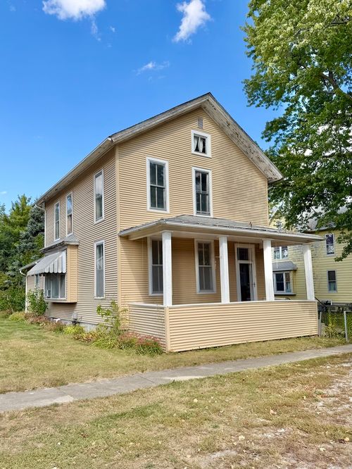 506 E Spruce St, Chatsworth, IL, 60921-9388 | Card Image