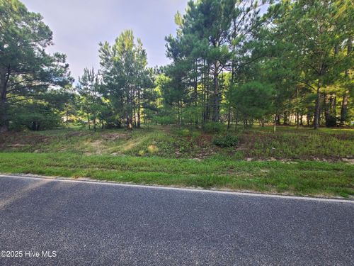 1216 John Owen Rd, White Oak, NC, 28399-9547 | Card Image