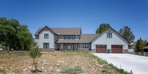 533 Hogan St, Wells, NV, 89835-8070 | Card Image