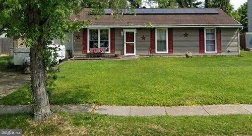 11 Regulus Dr, TURNERSVILLE, NJ, 08012-2427 | Card Image