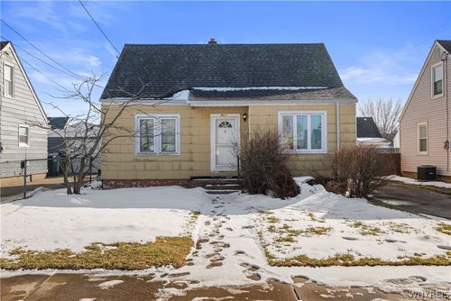 3631 Sherwood Ave, Niagara Falls, NY, 14301-2717 | Card Image