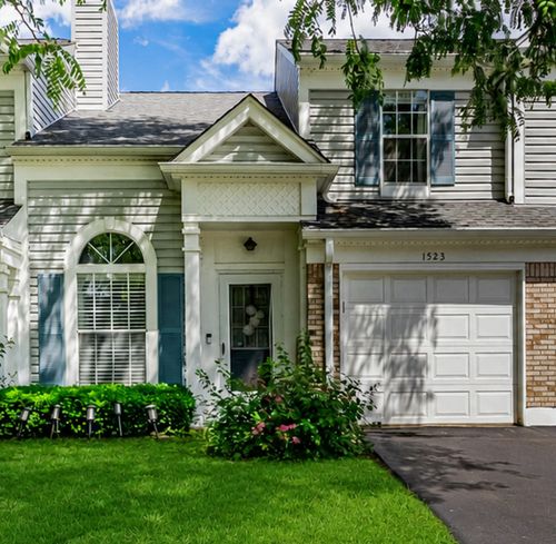 1523 Apple Grove Ln, Westmont, IL, 60559-3458 | Card Image