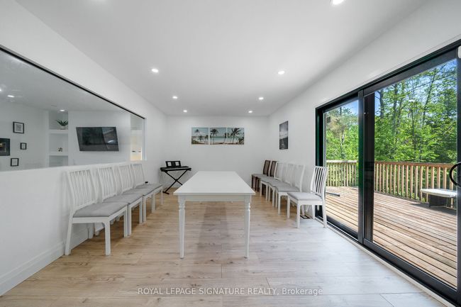 20 Hillview Cres, House other with 6 bedrooms, 5 bathrooms and 8 parking in Midhurst ON | Image 11