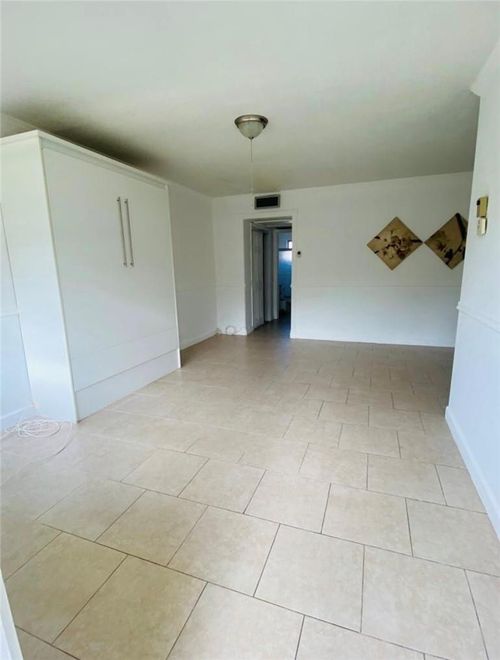 212-1450 Atlantic Shores Blvd, Hallandale Beach, FL, 33009-3754 | Card Image