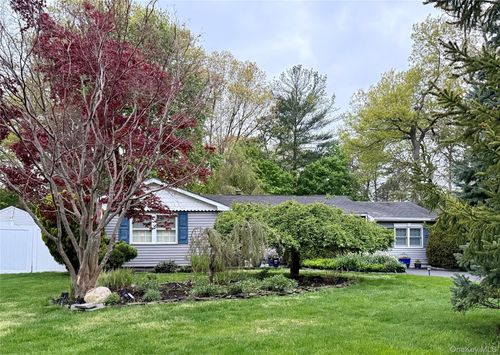 71 Ridge Haven Dr, Ridge, NY, 11961-2127 | Card Image
