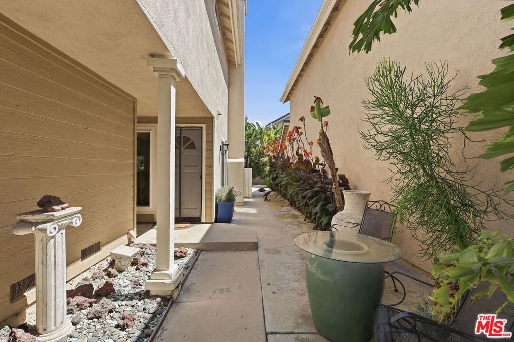 Residential in Inglewood 4