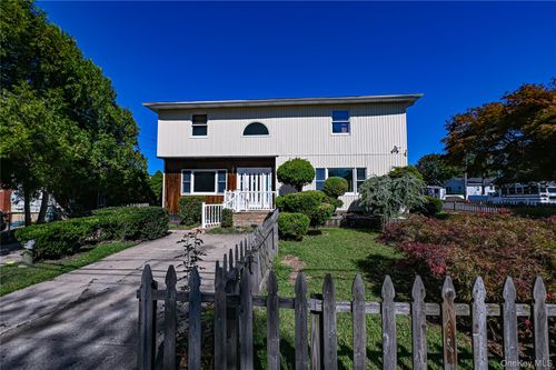 103 Jamaica Ave, Wyandanch, NY, 11798-2723 | Card Image