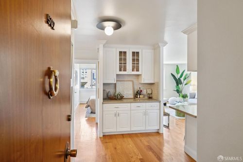 502-1001 Pine St, San Francisco, CA, 94109-5006 | Card Image