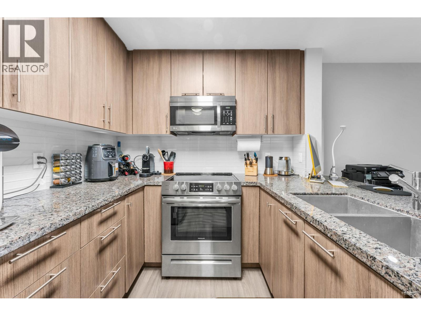 Residential in Maple Ridge 3