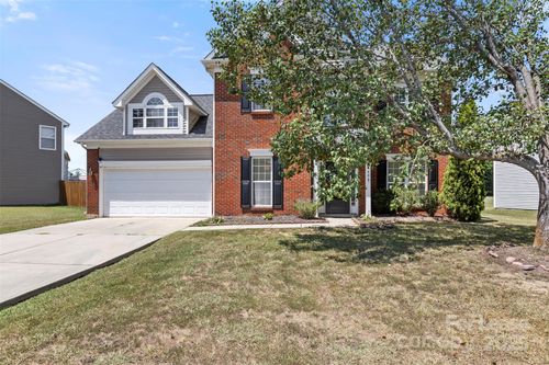 16061 Stuarts Draft Ct, Charlotte, NC, 28278-7281 | Card Image