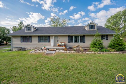 209 3rd St, Wetmore, KS, 66550-9626 | Card Image