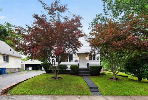 57 Poplar Ave, Niles, OH, 44446-3929 | Card Image