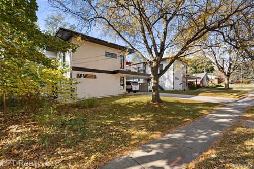 1797 Miller Ave, Ann Arbor, MI, 48103-2549 | Card Image