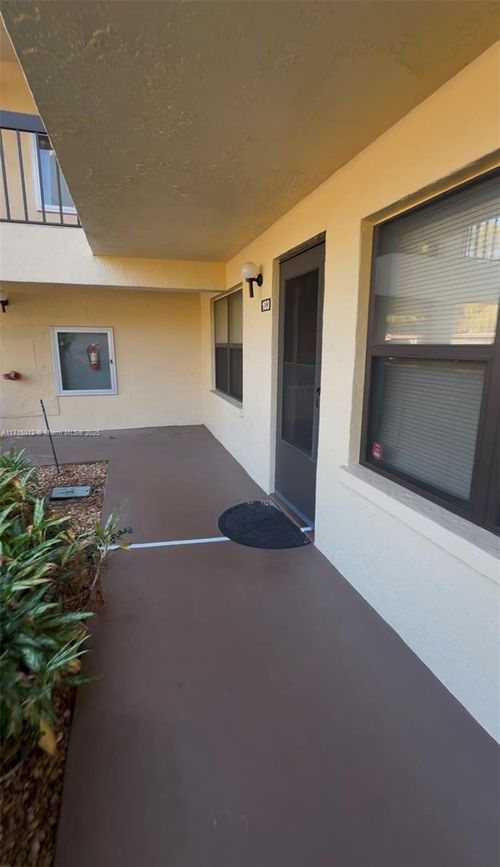 apt-b103-315 30th Ave W, BRADENTON, FL, 34205-8077 | Card Image