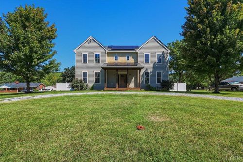 179 Crestview Dr, Rustburg, VA, 24588-3550 | Card Image