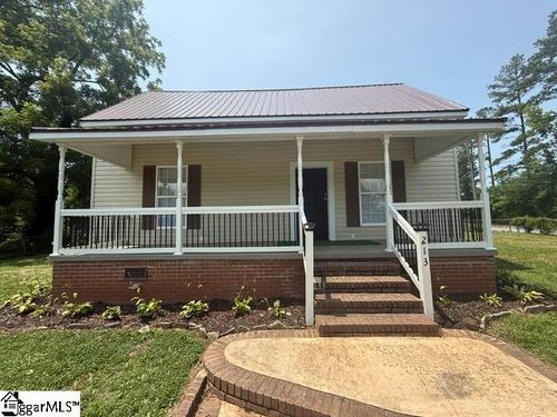 213 Magnolia Street, Clinton, SC, 29325 | Card Image