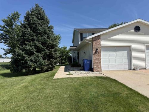 420-420 Sunset Road, Columbus, WI, 53925 | Card Image
